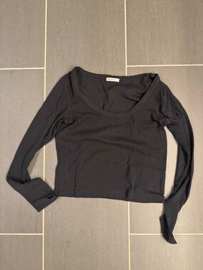 Marine Layer Lexi Rib Sun-in Longsleeve Scoop Tee in Black size L